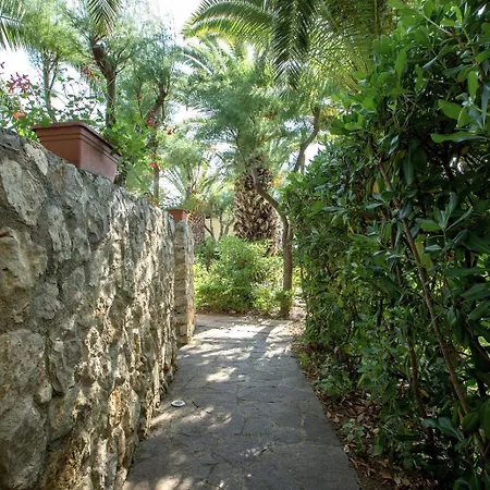 Torre San Vito Villaggio 3*