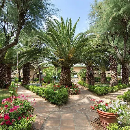 Torre San Vito Villaggio Hotel 3*